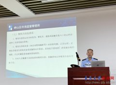 同时连系学校食堂现实工做内容从食物平安组织